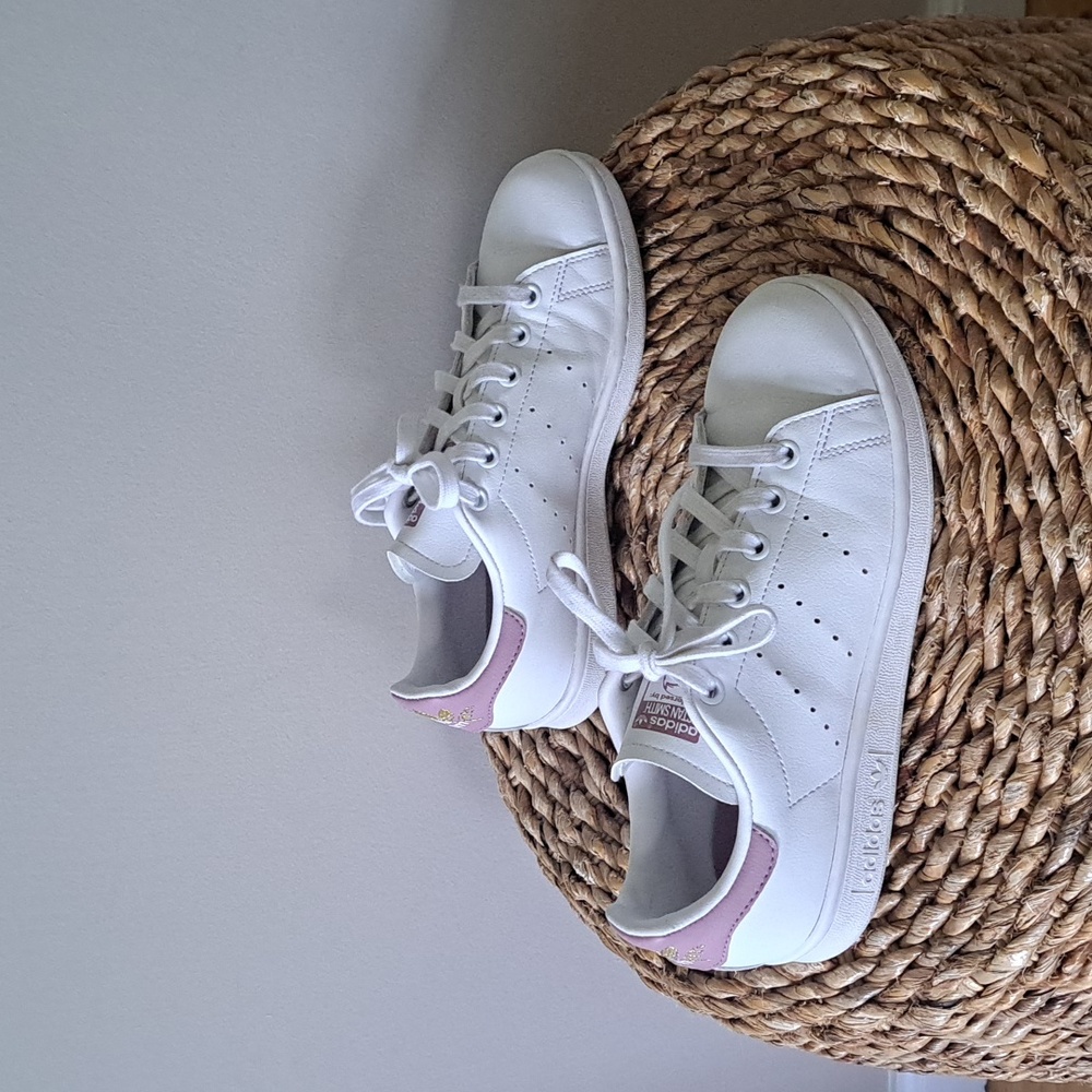 Adidas Womens Classic Stan Smith White Leather‎ Fashion/Athleisure Sneakers S-6